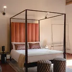 Appart hôtel Torre Capranica 4*