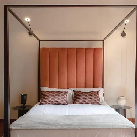 Torre Capranica Апарт-отель Рим