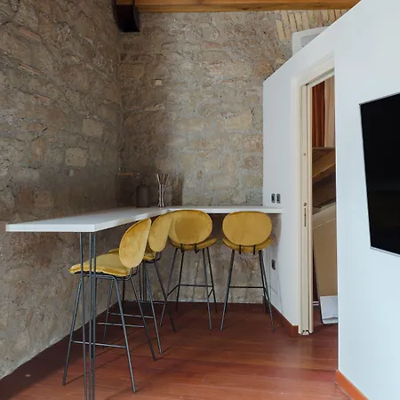 شقة فندقية Torre Capranica 4*