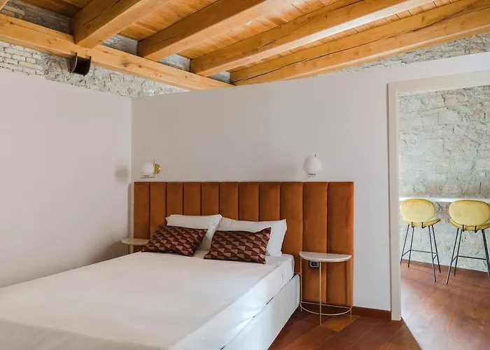 Torre Capranica Aparthotel 4*