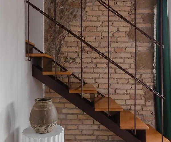 Torre Capranica Aparthotel 4*