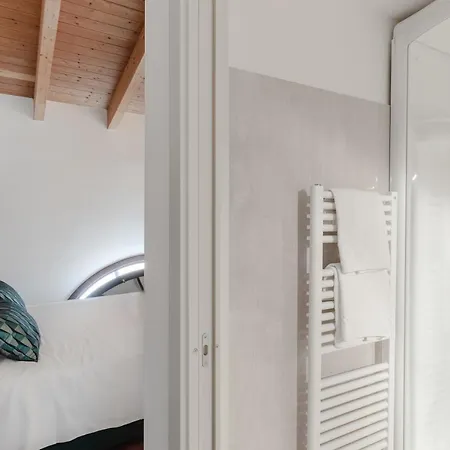 Torre Capranica Lägenhetshotell 4*