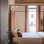 Hotel apartamentowy Torre Capranica